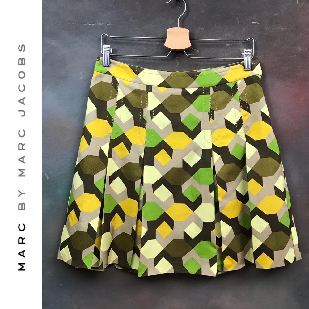 Marc by Marc Jacobs Silk Pleated Skirt Printed